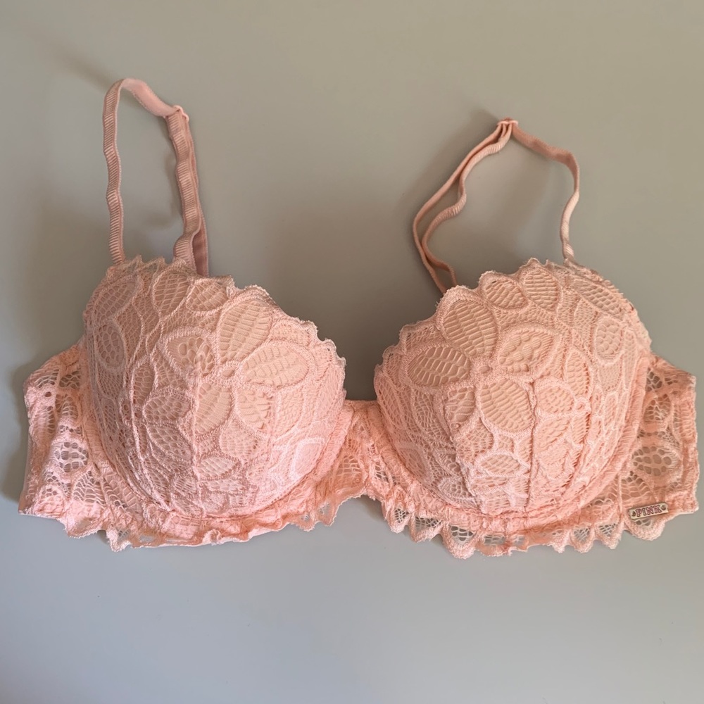 VS Pink • 34B • Date Push Up Lace Bra